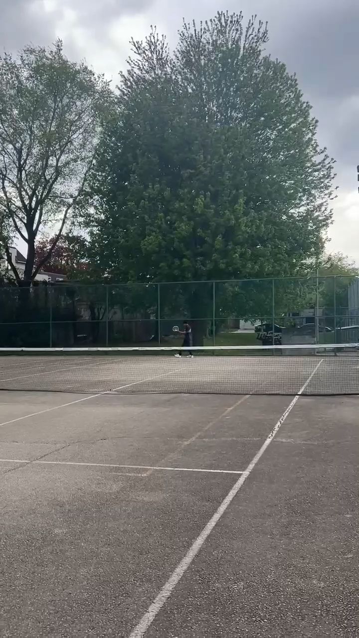 If you hear the POP it's a good shot. #tennis